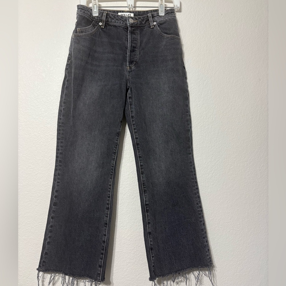 ROLLA'S Classic Flare Crop in Shadow.  Charcoal Washed Black Denim. Raw Hem.